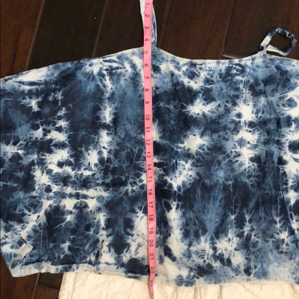 🔵⚪️ Denim Tye dye cropped top ⚪️🔵 - Picture 7 of 7
